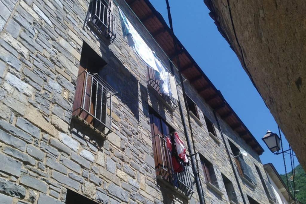 Apartament El Capricho De Bego Biescas  Zewnętrze zdjęcie