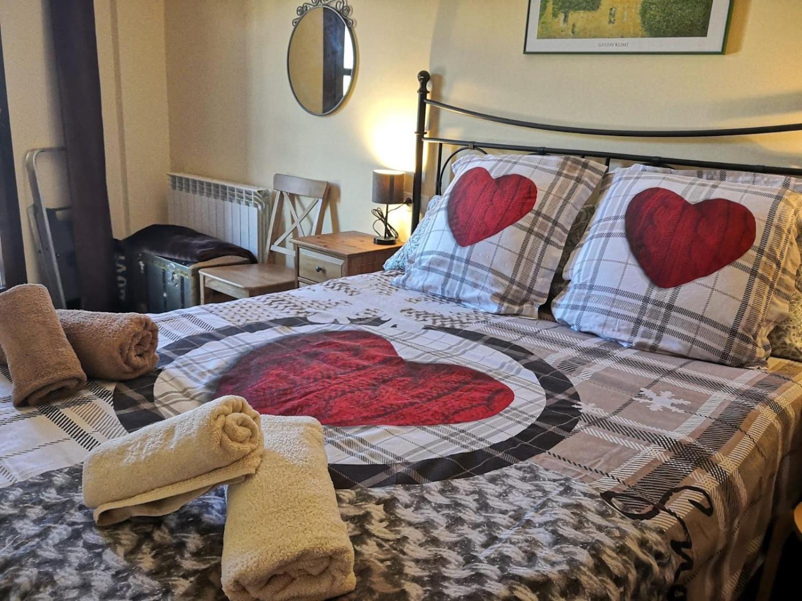 Apartament El Capricho De Bego Biescas  Zewnętrze zdjęcie